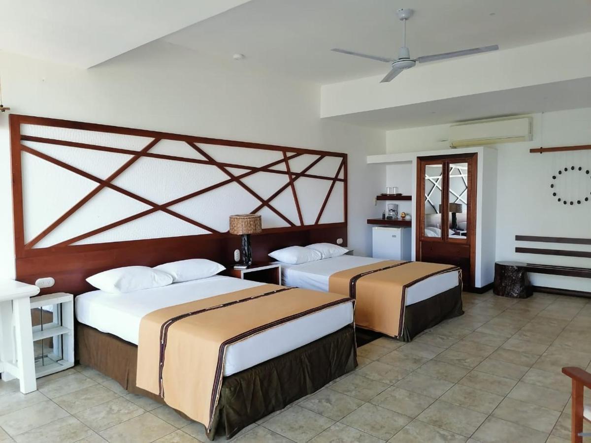 Hotel Maya Internacional Flores Exterior photo